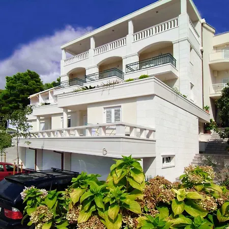 Apartments Villa Medic Brela Exterior photo
